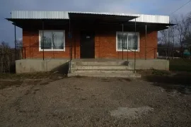 Кат. № 488 Торговое помещение площадью 86,6 кв м 
Цена 500 000 рублей!!!