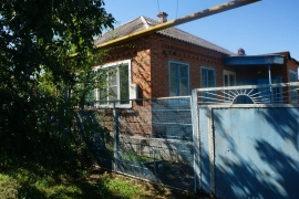 Кат. № 450 Жилой дом 62,8 кв м на участке 32,5 сотки 
Цена 2 000 000 рублей